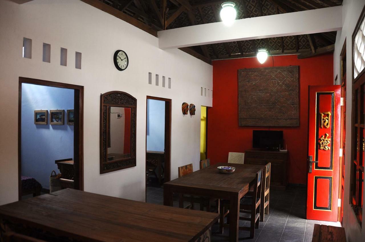 Villa Buddha Malioboro Yogyakarta Bagian luar foto