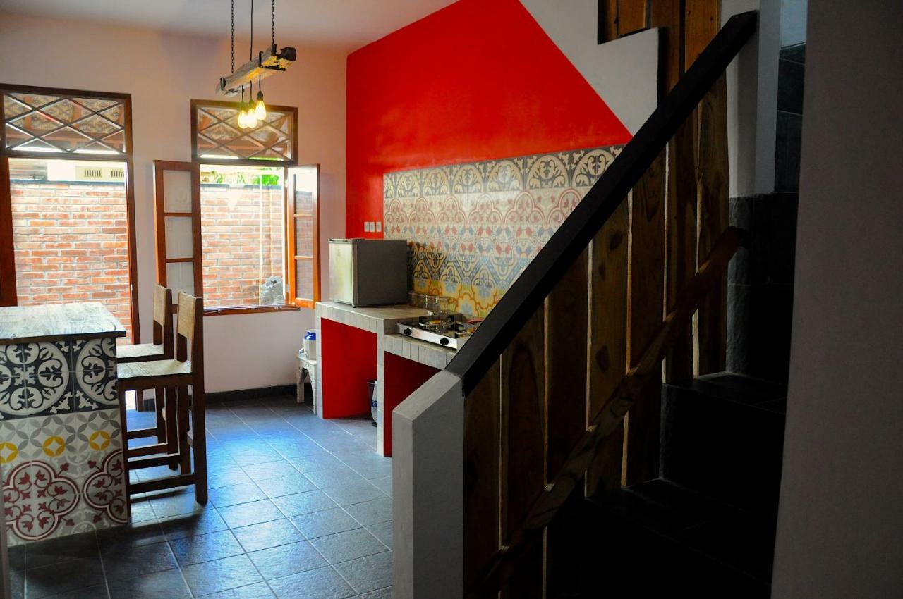 Villa Buddha Malioboro Yogyakarta Bagian luar foto
